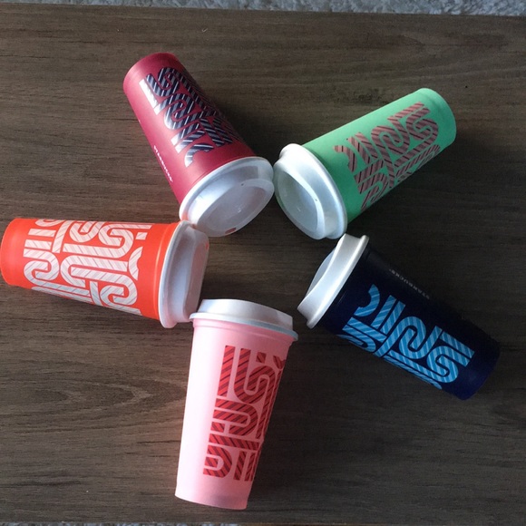 Starbucks plastic reusable cup 16fl oz/473ml - Picture 3 of 11